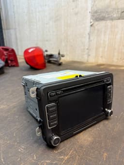 VW 3C8035195F 7640206360 3C8057195F Radio VW TIGUAN I (5N) (2007-2018) — thumbnail 3