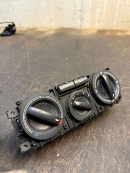 VW 7H0820045F9B9 7H0820045 7H0820045F Heater control panel VW TRANSPORTER T5 / MULTIVAN (7H, 7E, 7J) (2003-2015) — thumbnail 3