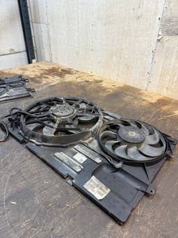 VW 7H0121201BD 0130303917 7H0121207F 3135103487 7H0959455A Radiator Fan Electric VW TRANSPORTER T5 / MULTIVAN (7H, 7E, 7J) (2003-2015) — thumbnail 2