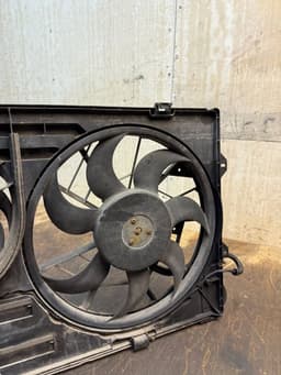 VW 7H0121201BD 0130303917 7H0121207F 3135103487 7H0959455A Radiator Fan Electric VW TRANSPORTER T5 / MULTIVAN (7H, 7E, 7J) (2003-2015) — thumbnail 9