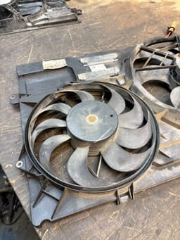 VW 7H0121201BD 0130303917 7H0121207F 3135103487 7H0959455A Radiator Fan Electric VW TRANSPORTER T5 / MULTIVAN (7H, 7E, 7J) (2003-2015) — thumbnail 7