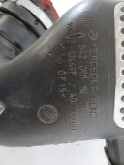 MERCEDES-BENZ A6420908237 A6420907337 A6420946397 Turbocharger air inlet Pipe MERCEDES-BENZ R-CLASS (W251) (2006-2013) — thumbnail 5