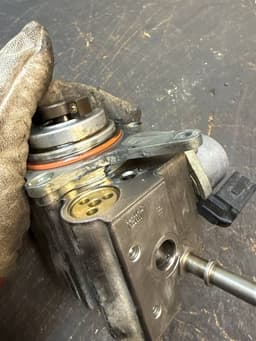 PEUGEOT V758887980 V75888798013C 315232A168 1920LL 1675941280 High pressure pump, petrol PEUGEOT 3008 I (T84) (2009-2016) — thumbnail 9