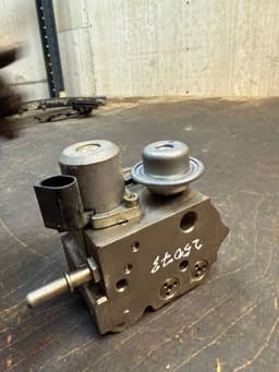 PEUGEOT V758887980 V75888798013C 315232A168 1920LL 1675941280 High pressure pump, petrol PEUGEOT 3008 I (T84) (2009-2016) — thumbnail 4
