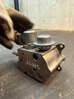 PEUGEOT V758887980 V75888798013C 315232A168 1920LL 1675941280 High pressure pump, petrol PEUGEOT 3008 I (T84) (2009-2016) — thumbnail 5