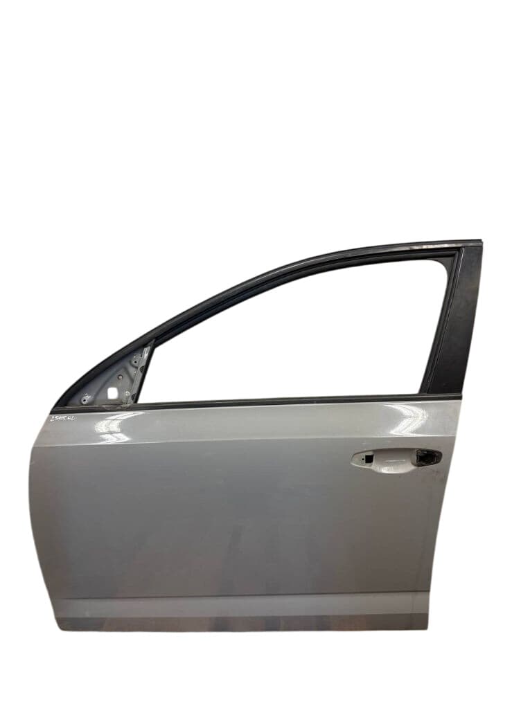 5E0831051B 5E0831055A Door Front Left SKODA OCTAVIA III (5E) (2012-2019)