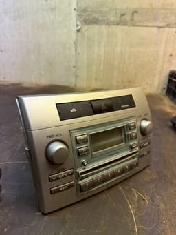 TOYOTA 861200F010 Radio TOYOTA COROLLA Verso II (AR10) (2004-2009) — thumbnail 3