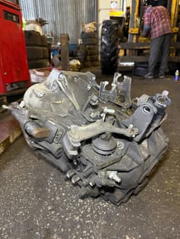 TOYOTA 303002D151 Gearbox TOYOTA AVENSIS (T250) (2003-2008) — thumbnail 5