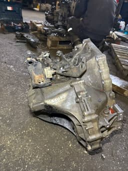 TOYOTA 303002D151 Gearbox TOYOTA AVENSIS (T250) (2003-2008) — thumbnail 9