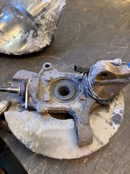 VOLVO 30760562 Wheel bearing housing front right VOLVO XC90 I (2002-2014) — thumbnail 8