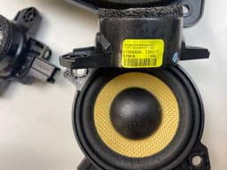 VOLVO 31350425 Set of loudspeakers VOLVO XC90 II (2014-) — thumbnail 6