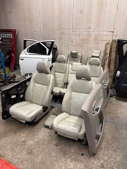 VOLVO Set Of Seats VOLVO XC90 I (2002-2014) — thumbnail 2