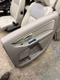 VOLVO Set Of Seats VOLVO XC90 I (2002-2014) — thumbnail 6