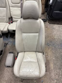 VOLVO Set Of Seats VOLVO XC90 I (2002-2014) — thumbnail 9