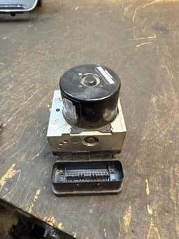 VW 1K0914517DR 1K0907379BL 1K0614517DP ABS hydraulic unit / pump VW GOLF VI (5K) (2008-2013) — thumbnail 6