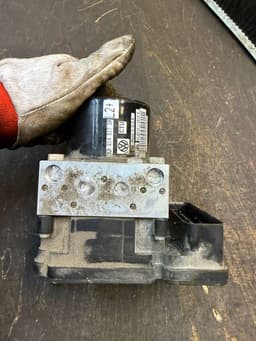 VW 1K0914517DR 1K0907379BL 1K0614517DP ABS hydraulic unit / pump VW GOLF VI (5K) (2008-2013) — thumbnail 7