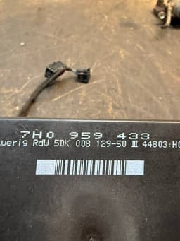 VW 7H0959433 7H0959433B Body control module (BCM) VW TRANSPORTER T5 / MULTIVAN (7H, 7E, 7J) (2003-2015) — thumbnail 6