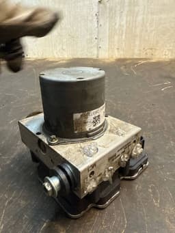 FORD MB3C2B373AG 2860211 MB3C2B373BJ 2860785 KTMB3C2D134AJ ABS hydraulic unit / pump FORD RANGER (TKE) (04.11-) — thumbnail 3