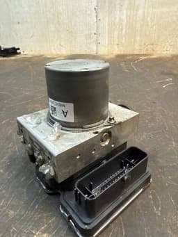 FORD MB3C2B373AG 2860211 MB3C2B373BJ 2860785 KTMB3C2D134AJ ABS hydraulic unit / pump FORD RANGER (TKE) (04.11-) — thumbnail 2