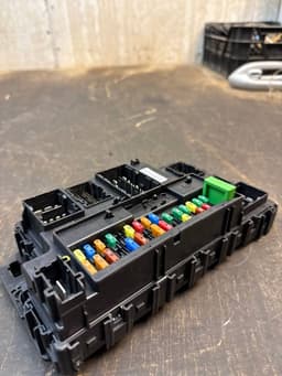 FORD NU5T15604DECN Fuse box FORD RANGER (TKE) (04.11-) — thumbnail 3