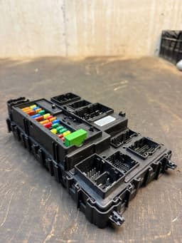 FORD NU5T15604DECN Fuse box FORD RANGER (TKE) (04.11-) — thumbnail 2