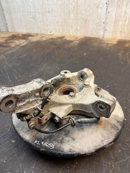 LANCIA K04743569AE 04743569AE Wheel bearing housing front left LANCIA VOYAGER (404) (2011-2016) — thumbnail 7