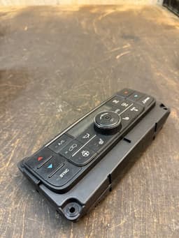 LANCIA P68111337AF 68111337AF 68111337AG 068111337AF 068111337AG 5HB010802-24 K68111337AF K68111337AG P68111337AF P68111337AG Heater control panel LANCIA VOYAGER (404) (2011-2016) — thumbnail 3