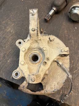 LANCIA K04743568AD 04743568AD Wheel bearing housing front right LANCIA VOYAGER (404) (2011-2016) — thumbnail 3