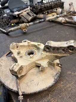 LANCIA K04743568AD 04743568AD Wheel bearing housing front right LANCIA VOYAGER (404) (2011-2016) — thumbnail 5