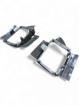 MERCEDES-BENZ A2138851304 2138851304 2138851404 A2138851404 BLIND SPOT radar sensor MERCEDES-BENZ E-CLASS (W213) (2016-2023) — thumbnail 2