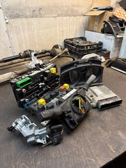 OPEL 55205542 13206745 13220830 13225956 Engine Control Unit / module (ECU) OPEL ASTRA H (2004-2014) — thumbnail 3