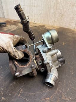 PEUGEOT V760088380 53039700179 0375N7 Turbocharger PEUGEOT 3008 I (T84) (2009-2016) — thumbnail 8