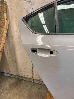 SKODA 5E5833056B Door Rear Right SKODA OCTAVIA III (5E) (2012-2019) — thumbnail 9