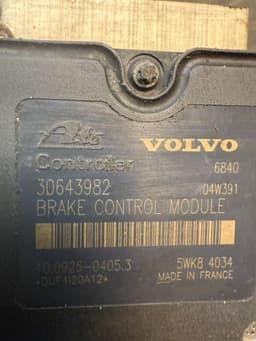 VOLVO P30643979 30643979 30643982 30793491 30793453 ABS hydraulic unit / pump VOLVO S80 I (TS, XY) (1998-2006) — thumbnail 10