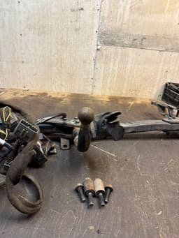 VOLVO 30732163 30664652 30664399 Towbar VOLVO S80 I (TS, XY) (1998-2006) — thumbnail 3