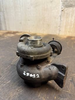 VOLVO 8689592 8603296 Turbocharger VOLVO S80 I (TS, XY) (1998-2006) — thumbnail 2