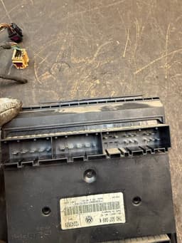 VW 7H0937049K 7H0937049AE Comfort Module (CCM) VW TRANSPORTER T5 / MULTIVAN (7H, 7E, 7J) (2003-2015) — thumbnail 6