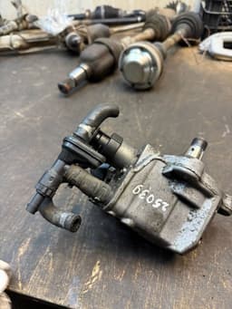 VW 03L130755 0445010507 Fuel injection pump, diesel VW PASSAT B6 (3C) (2005-2010) — thumbnail 2