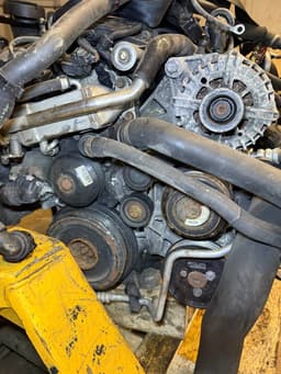 BMW N57D30A 11000442932 11000442933 Engine BMW 3 (E90, E91, E92, E93) (2005-2011) — thumbnail 9