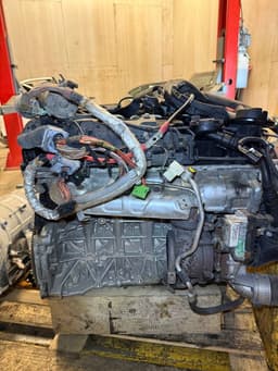 BMW N57D30A 11000442932 11000442933 Engine BMW 3 (E90, E91, E92, E93) (2005-2011) — thumbnail 4