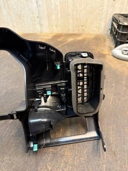 FORD N1WBE044D70EH3EQT N1WBE04606APIA01 N1WBE044D70EH3EQT N1WBE045C09CDW Instrument cluster frame FORD RANGER (TKE) (04.11-) — thumbnail 9