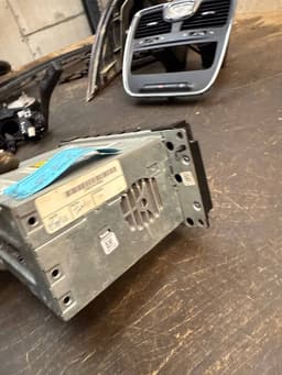 LANCIA P05091210AC 05091210AC Radio LANCIA VOYAGER (404) (2011-2016) — thumbnail 9