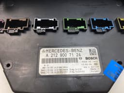 MERCEDES-BENZ F005V01525 F005V01626 Fuse box MERCEDES-BENZ E-CLASS (W212) (2009-2016) — thumbnail 4