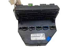 MERCEDES-BENZ F005V01525 F005V01626 Fuse box MERCEDES-BENZ E-CLASS (W212) (2009-2016) — thumbnail 3
