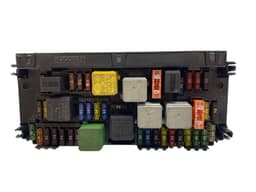 MERCEDES-BENZ F005V01525 F005V01626 Fuse box MERCEDES-BENZ E-CLASS (W212) (2009-2016) — thumbnail 2