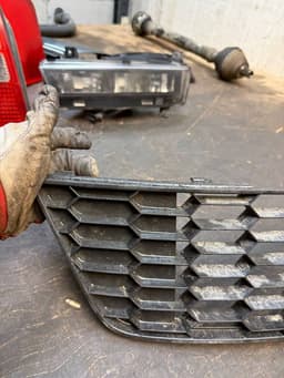 SKODA 5E0853677H 5E0853631A Front Bumper Grille central SKODA OCTAVIA III (5E) (2012-2019) — thumbnail 4