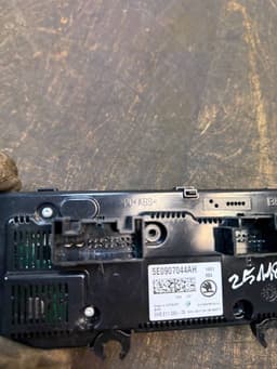 SKODA 5E0907044AH Heater control panel SKODA OCTAVIA III (5E) (2012-2019) — thumbnail 5