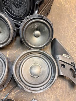 SKODA 5E0035411D 5E0035411G 5E0035411H 5E0035411E Set of loudspeakers SKODA OCTAVIA III (5E) (2012-2019) — thumbnail 6