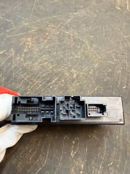 SKODA 5Q0907383J 5Q0907383B Towbar control unit SKODA OCTAVIA III (5E) (2012-2019) — thumbnail 5