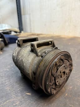 VOLVO 36000328 AC / aircon Compressor VOLVO XC90 I (2002-2014) — thumbnail 2